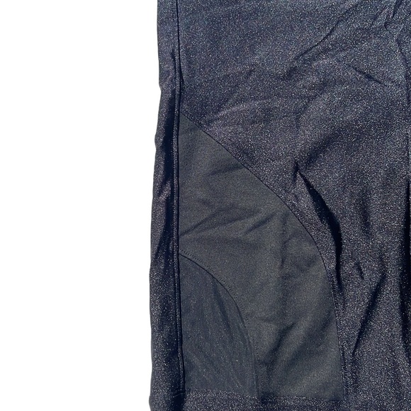 PINK Victoria's Secret Black Ultimate Yoga Mesh Capri Crop Legging Size Large - Picture 3 of 14